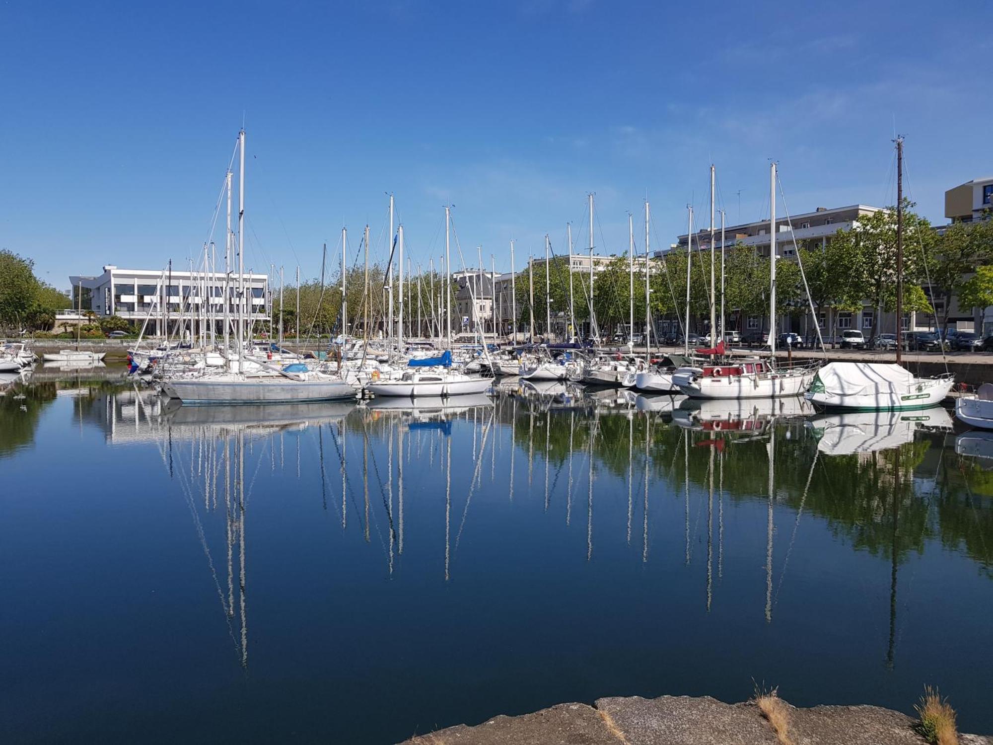 Grand Studio Avec Parking A 10 Minutes Des Plages Lorient Ngoại thất bức ảnh